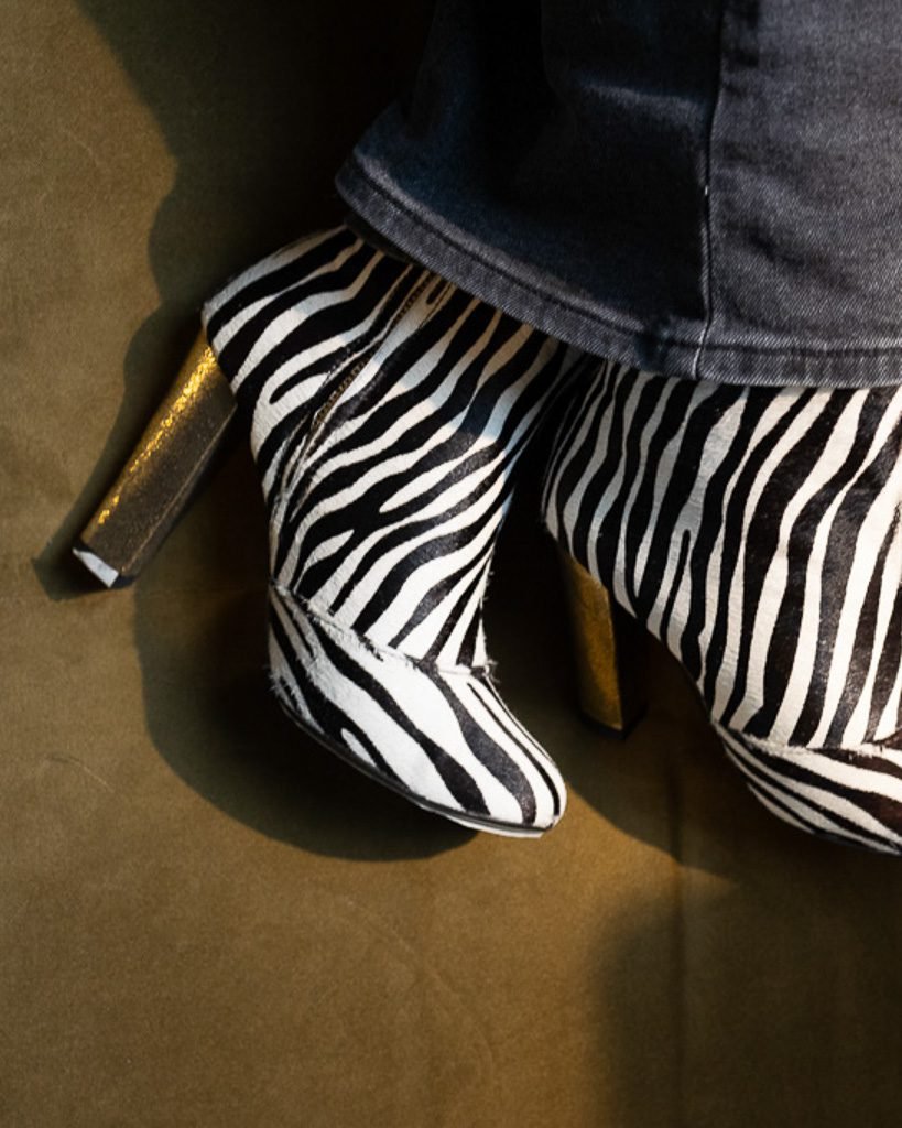 Heeled bootie in zebra and iridescent copper leather-1