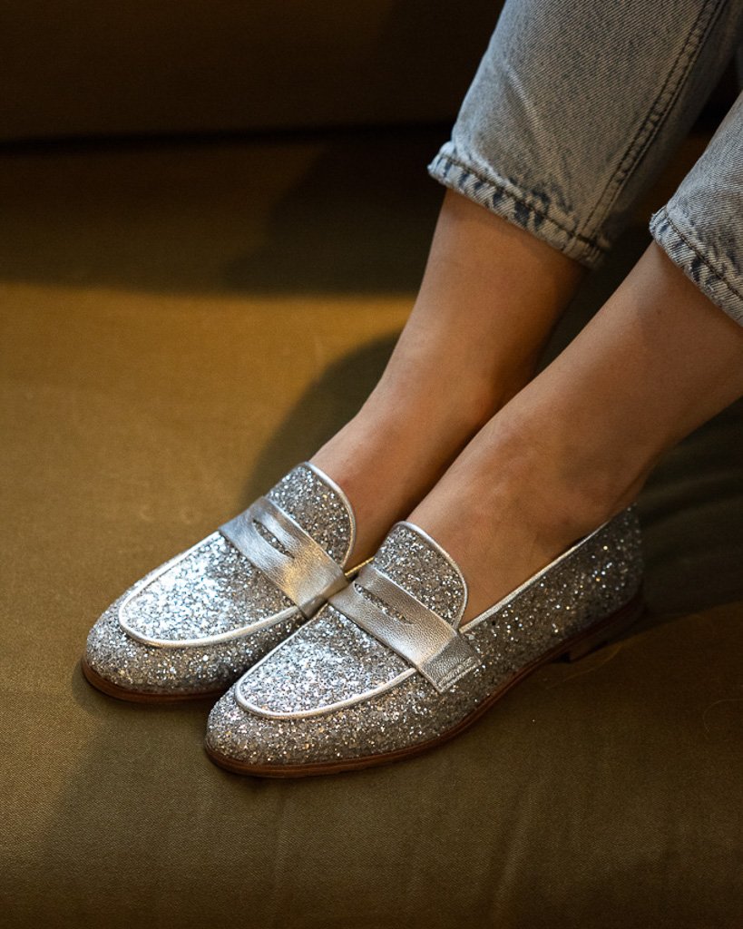 Mocassin Romy argenté en cuir glitter et argenté