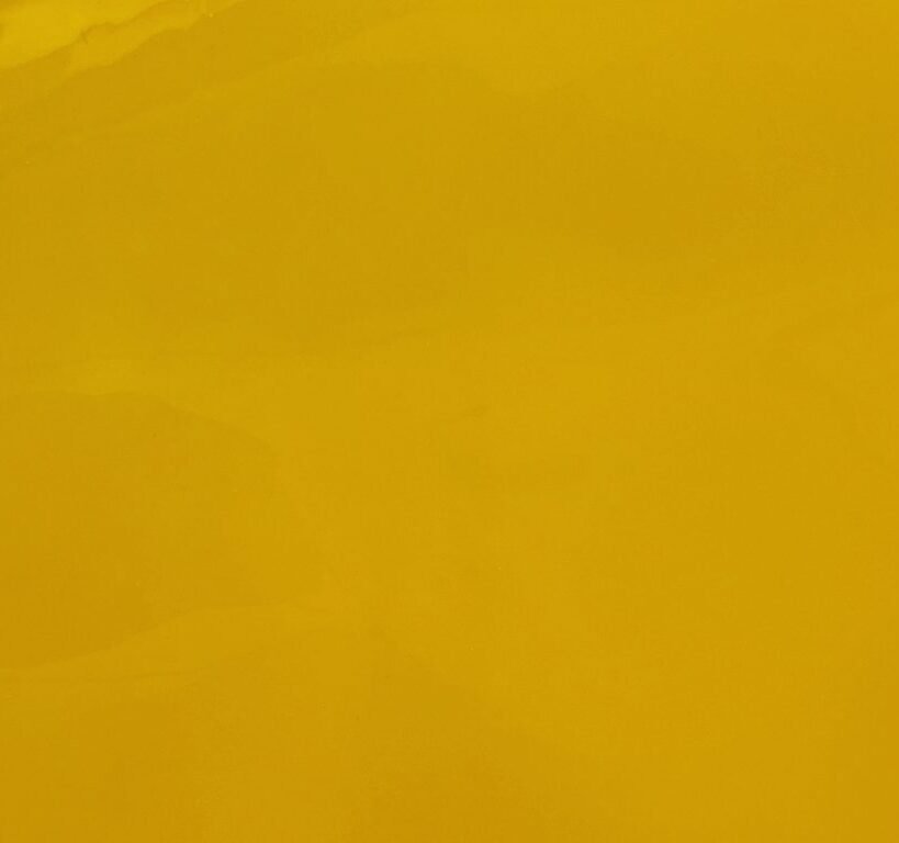 Mustard varnish