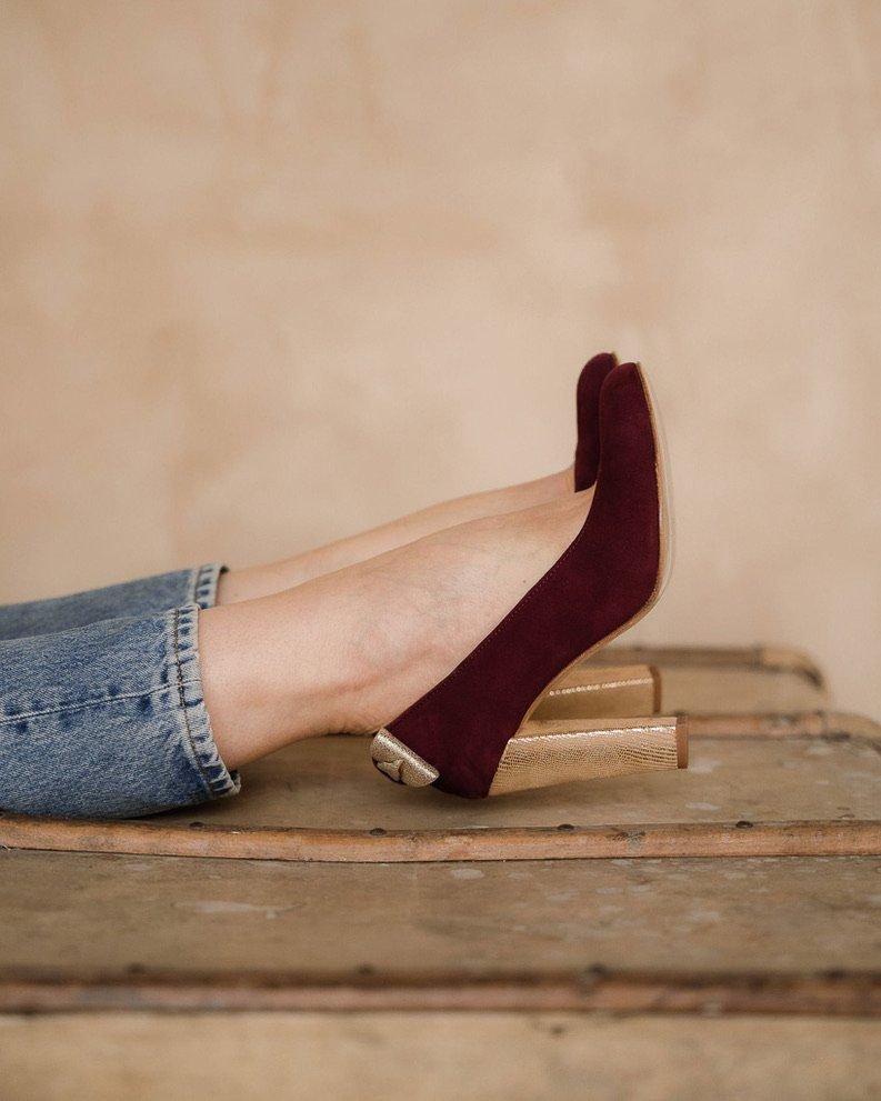 Escarpin bout rond en velours grenat - Image 4