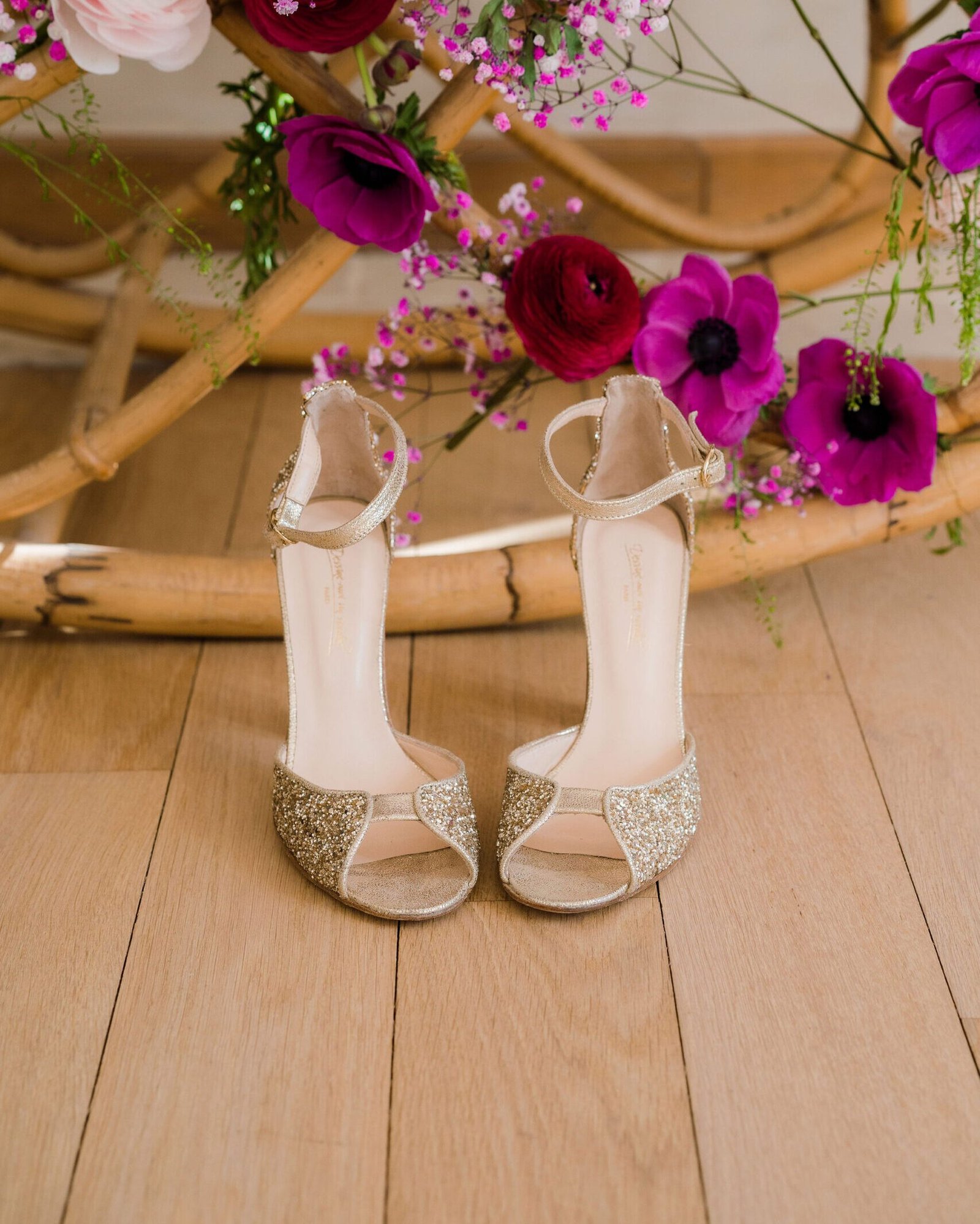 Charlotte high in glitter champagne