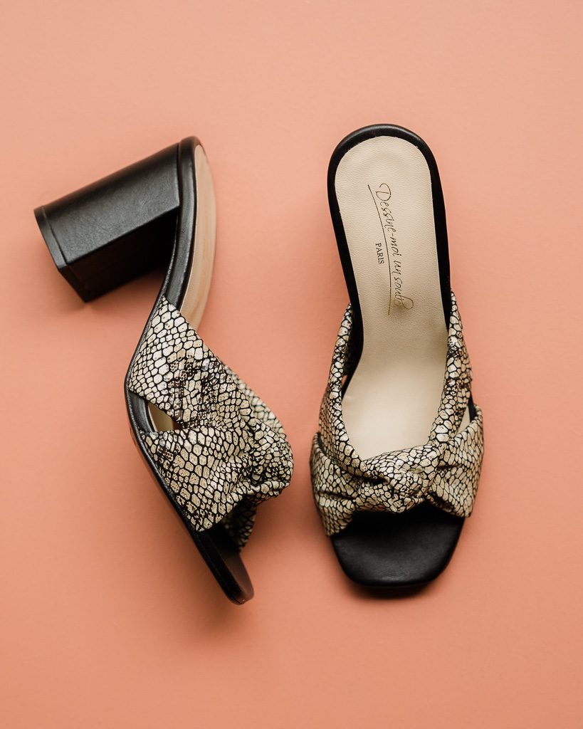 Mule Suzanne en cuir noir et python