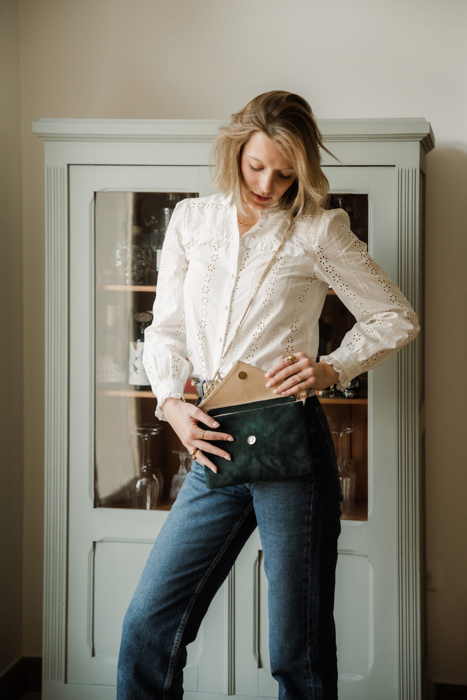 Pochette de cérémonie vert sapin et dorée-4