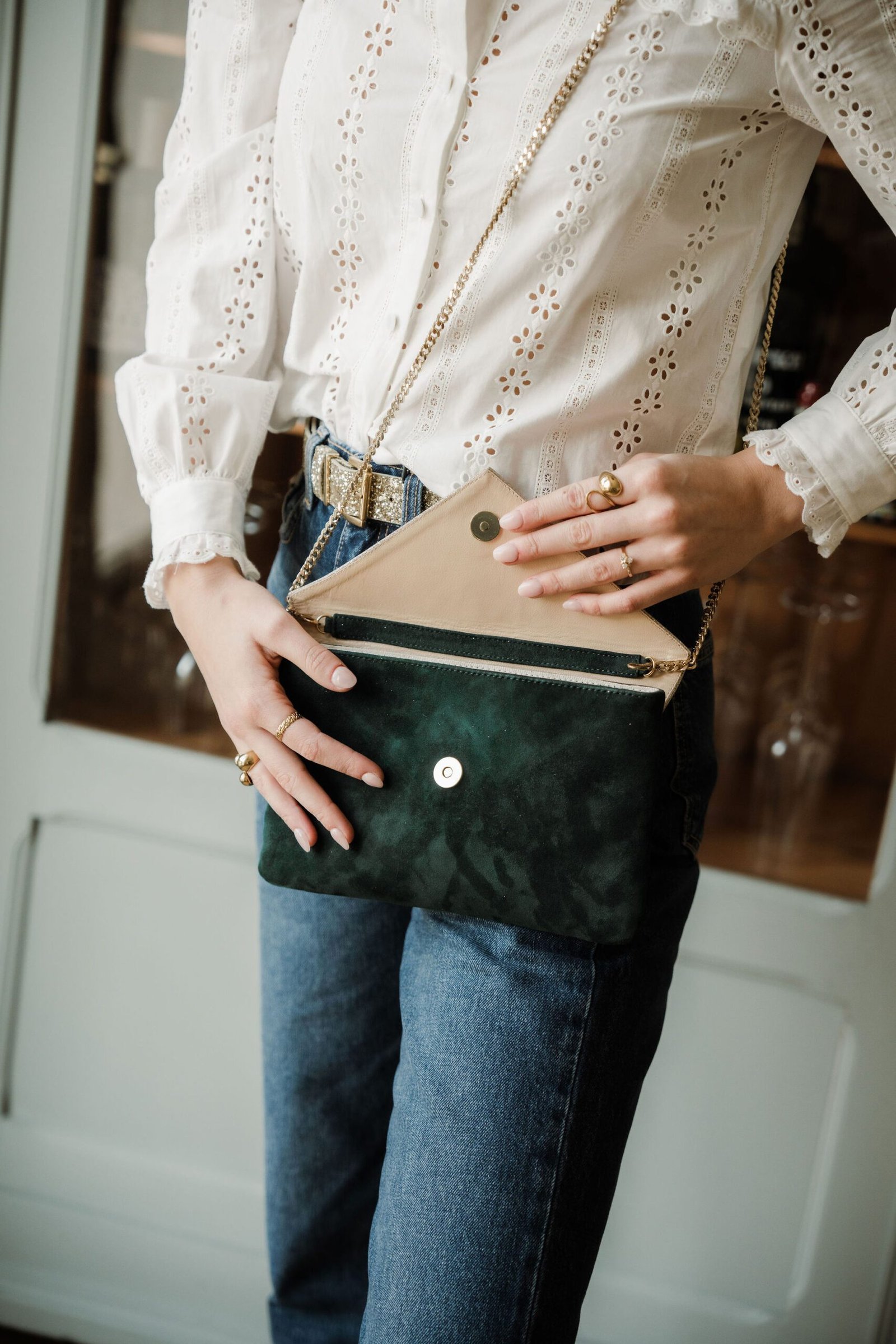 Pochette de cérémonie vert sapin et dorée-3