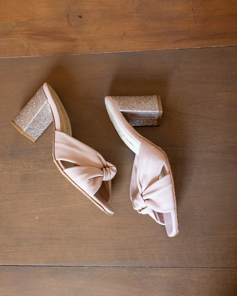 Mule Suzanne en cuir lisse nude et or blond6