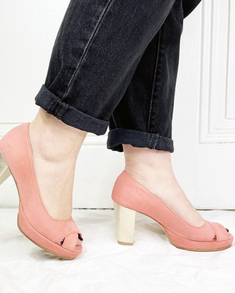 Open-front platform pump in light coral velvet