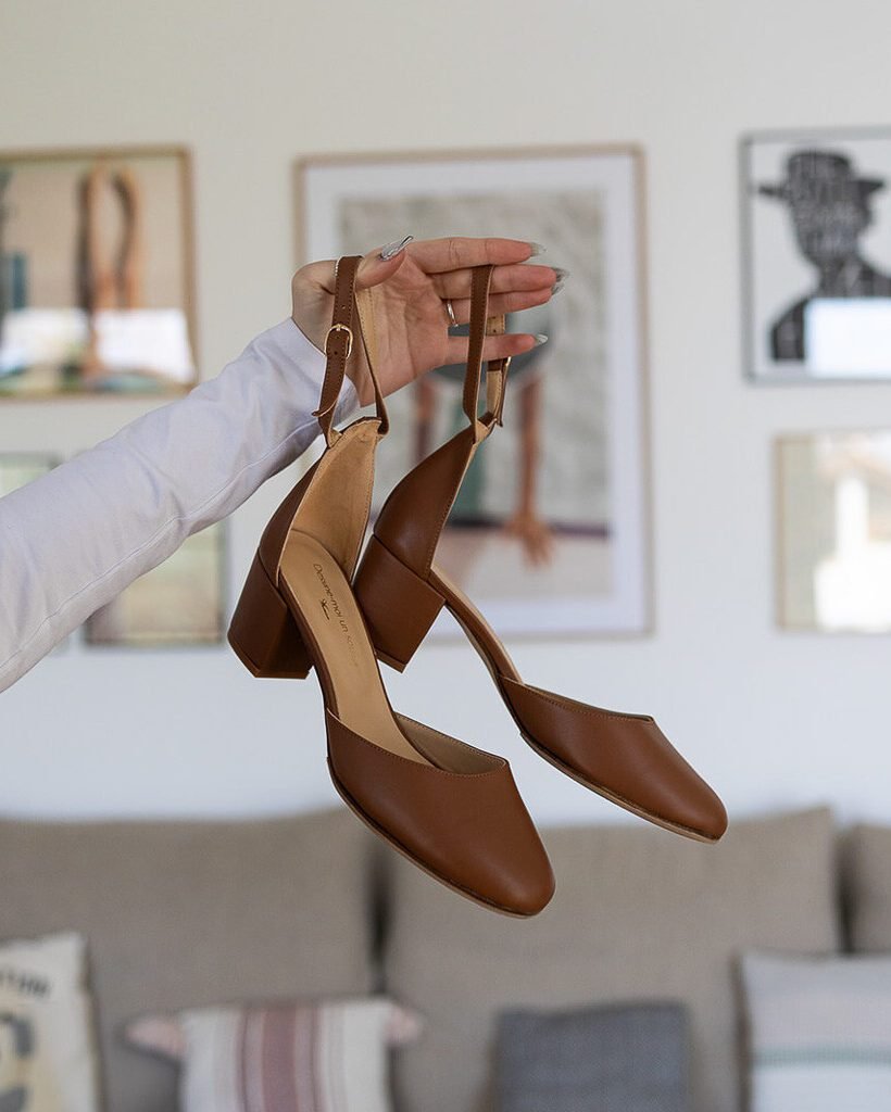 Sandale en cuir lisse marron-2