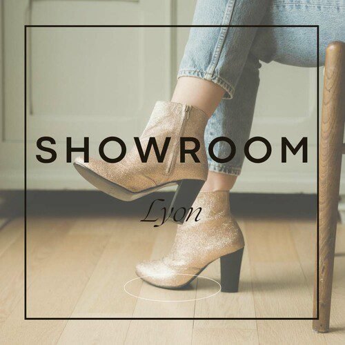 Champagne iridescent leather heel bootie