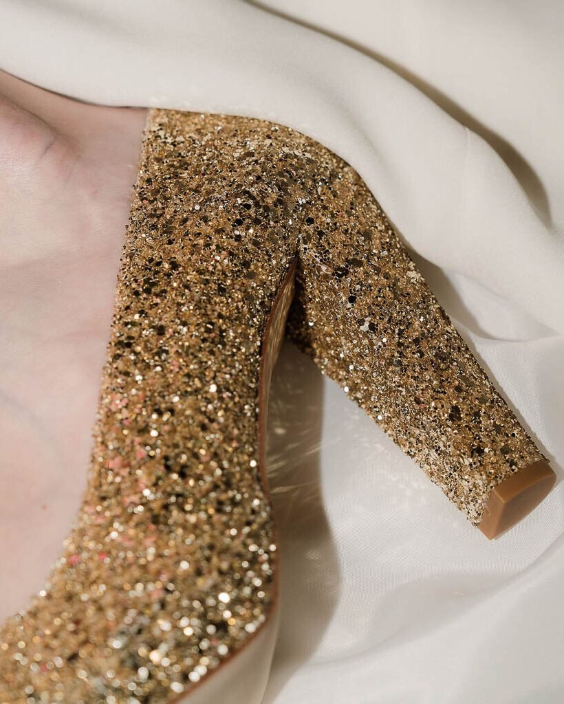 Champagne-2 glitter platform pump