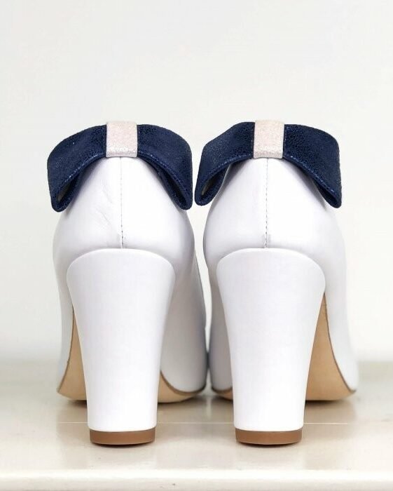 Smooth white and iridescent ocean-4 leather pump