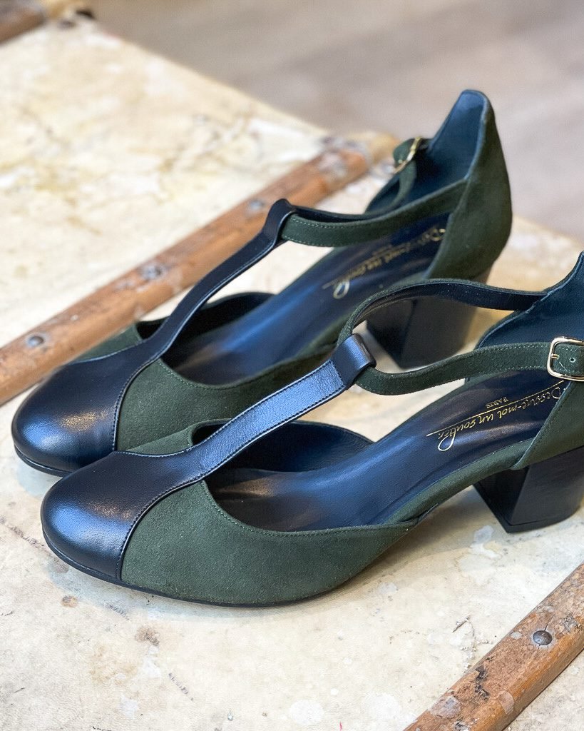 Salomé en velours kaki et cuir lisse noir