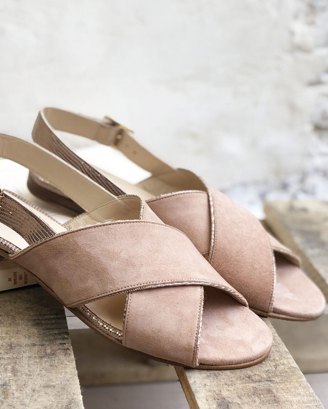 Adèle sandal in rosewood suede and bronze viperine