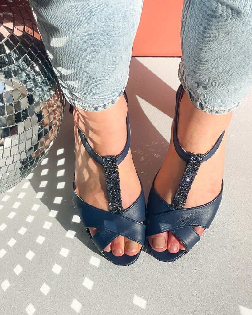 Salomé brides croisées plateforme en cuir lisse bleu marine et glitter starlight-3