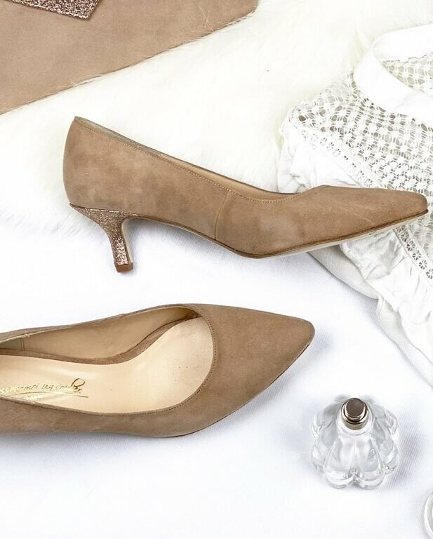 Escarpin pointu en velours bois de rose et fine paillette champagne