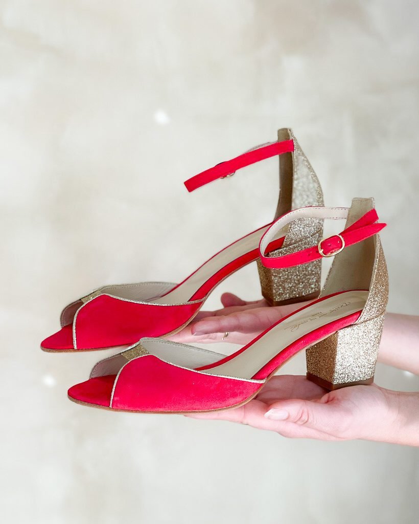 Sandale Charlotte velours pastèque et fines paillettes champagne