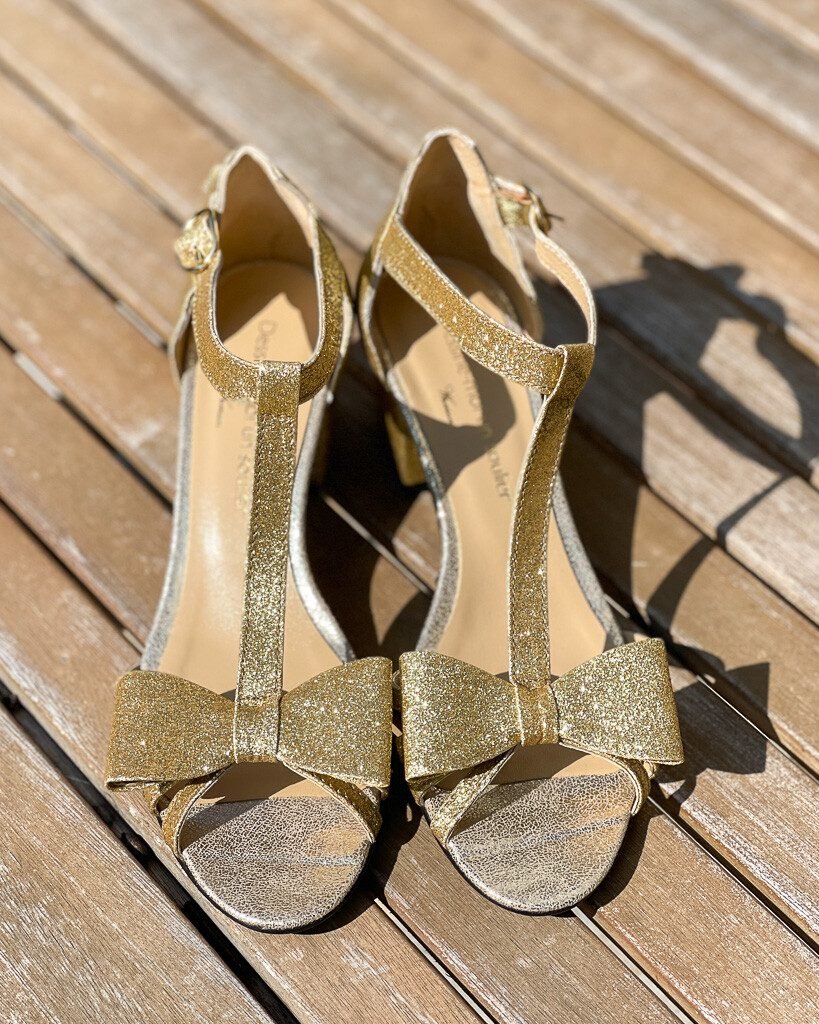 Chloé sandal in fine gold sequins and iridescent champagne-3