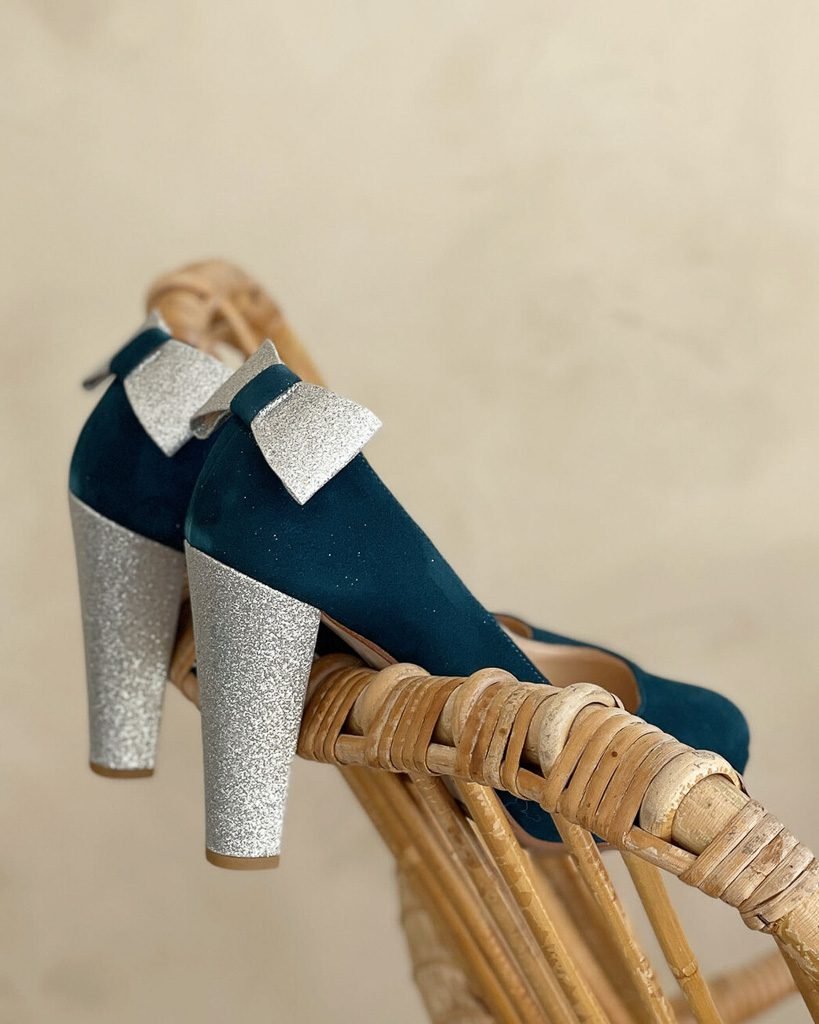 Escarpin plateforme en velours bleu canard et fines paillettes argent2