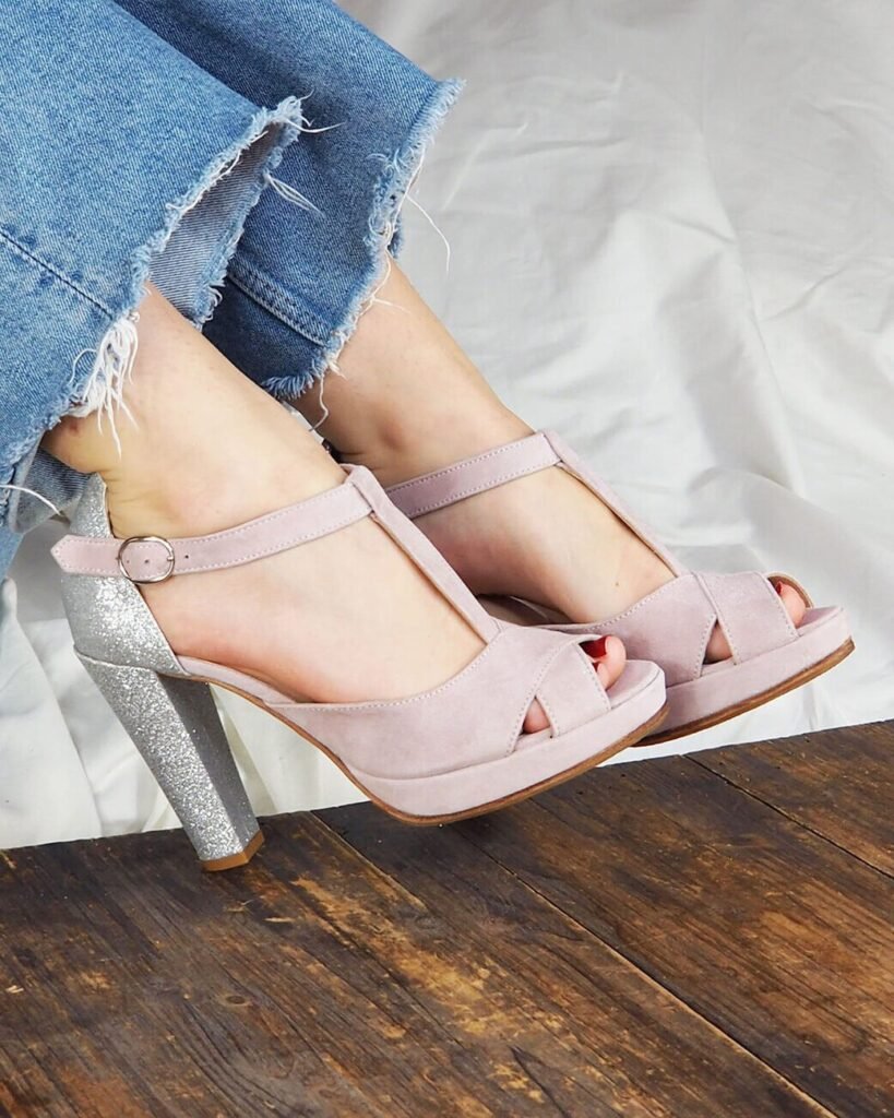 Cross-strap platform salomé in dragee pink velvet and silver sequins