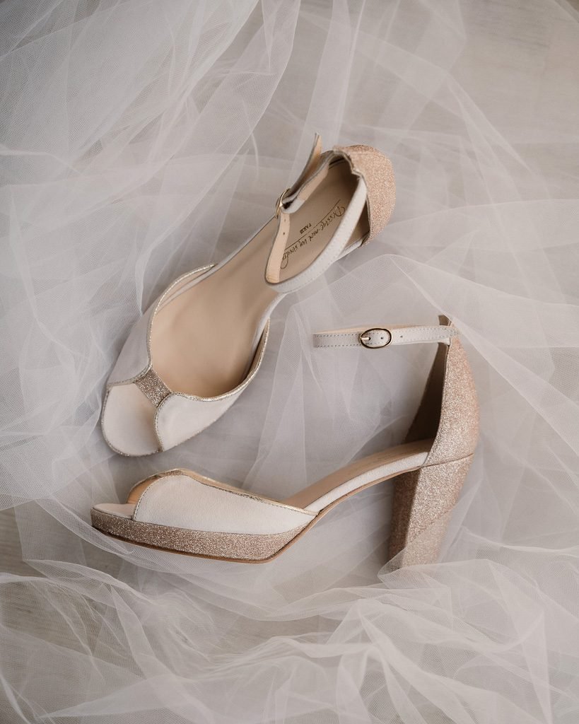 Sandale Charlotte blanc cassé et or blond