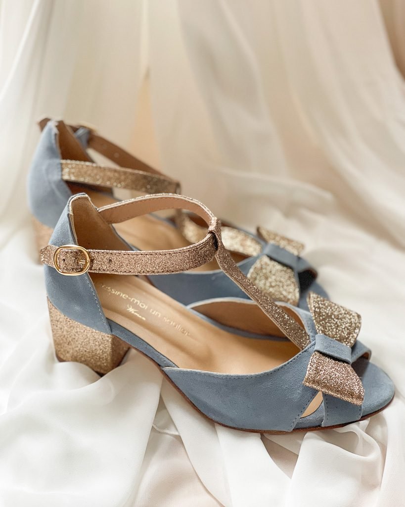 Salomé en velours baby blue et fines paillettes champagne-4