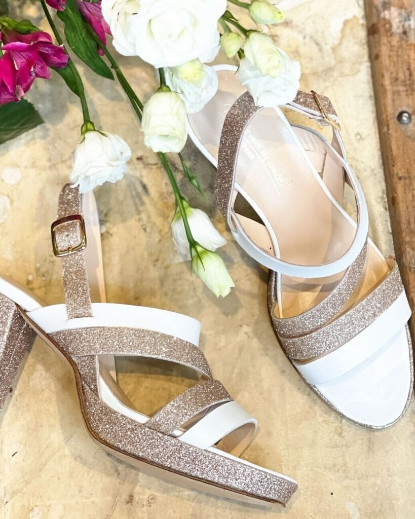 Emma platform sandal in smooth white leather and fine blond gold sequins