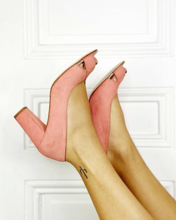Escarpin ouvert en velours corail clair