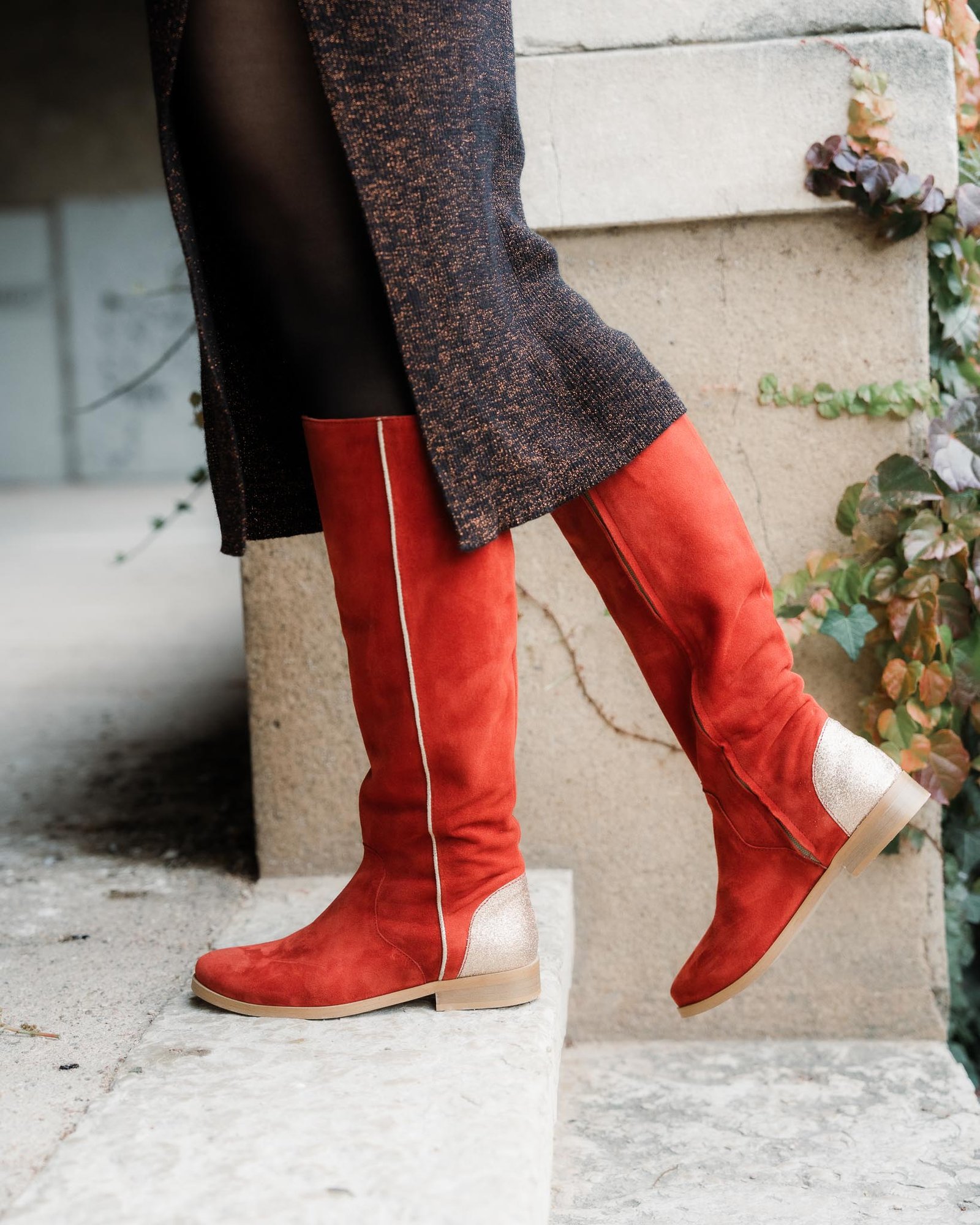 Bottes plates en velours terracotta