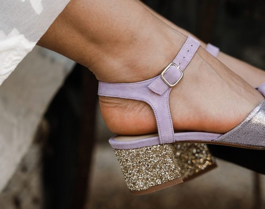 Suzanne in lilac velvet, iridescent silver and glitter silver Suzanne in lilac velvet, iridescent silver and glitter silver