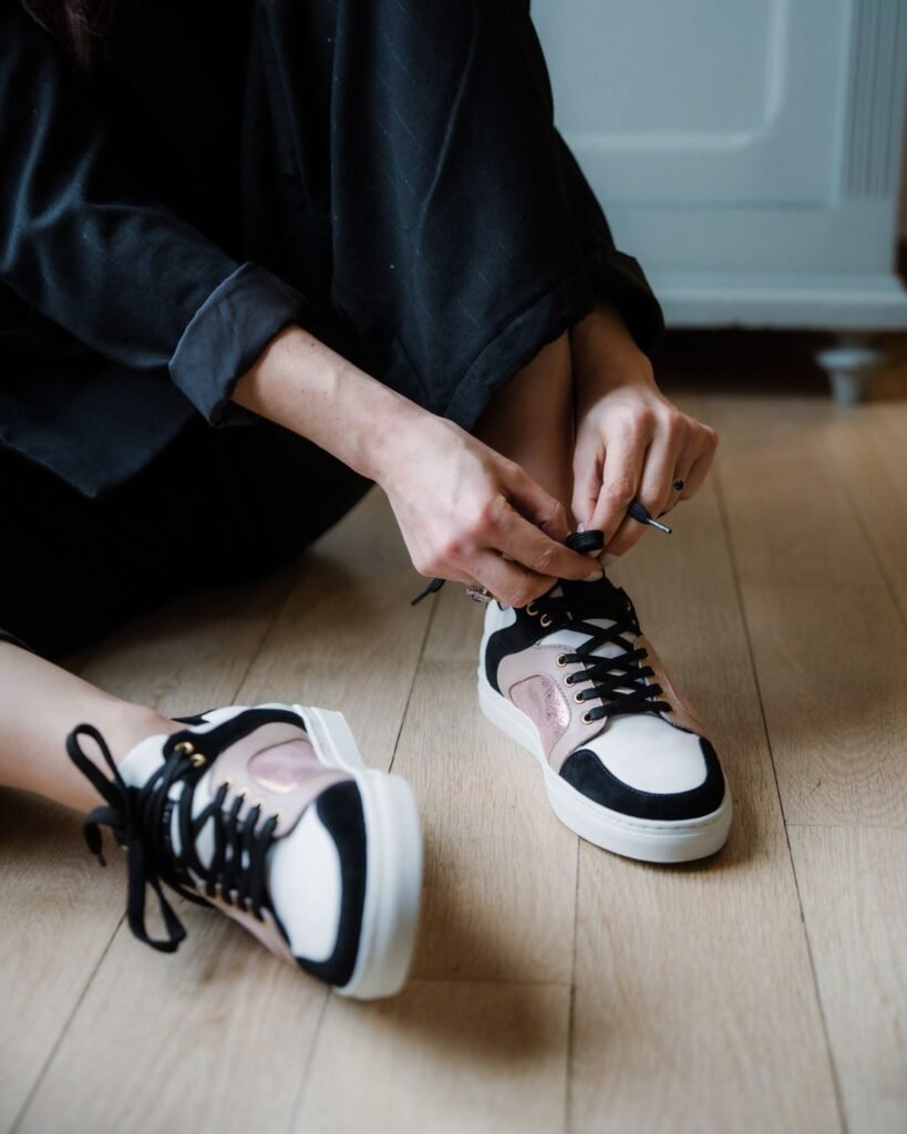 Smooth white leather sneaker, black velvet, iridescent rose gold